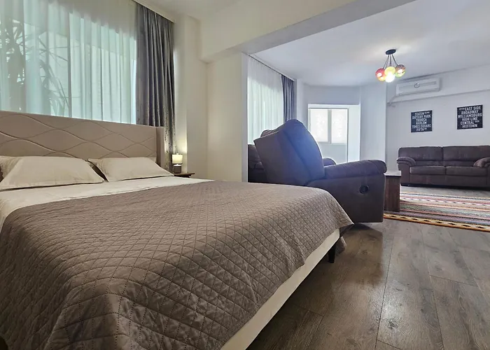 Fancy 3bd Family Friendly In Historical Centre Netflix View Apartamento Bucareste