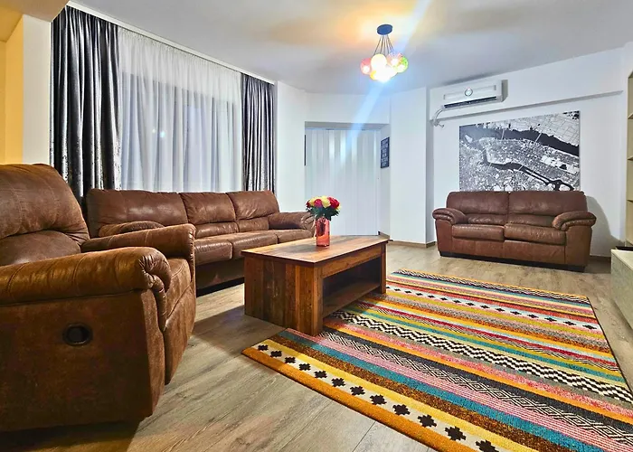Fancy 3bd Family Friendly In Historical Centre Netflix View Boekarest