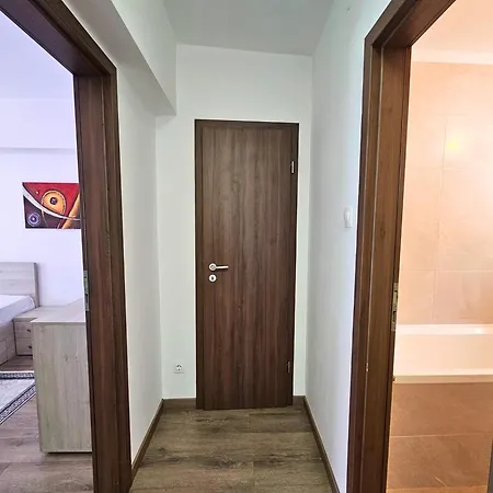 Fancy 3bd Family Friendly In Historical Centre Netflix View 公寓 布加勒斯特