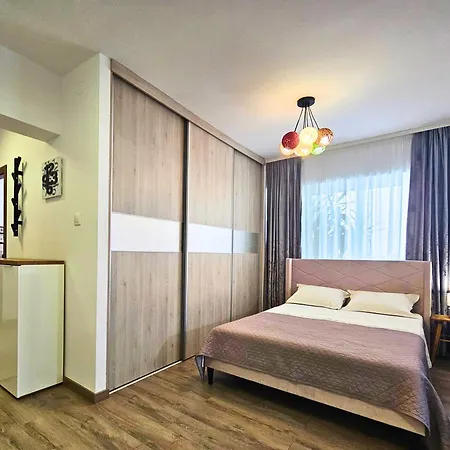 公寓 Fancy 3bd Family Friendly In Historical Centre Netflix View 布加勒斯特