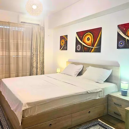 Fancy 3bd Family Friendly In Historical Centre Netflix View 公寓