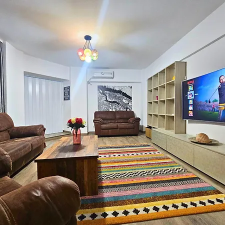 Fancy 3bd Family Friendly In Historical Centre Netflix View *