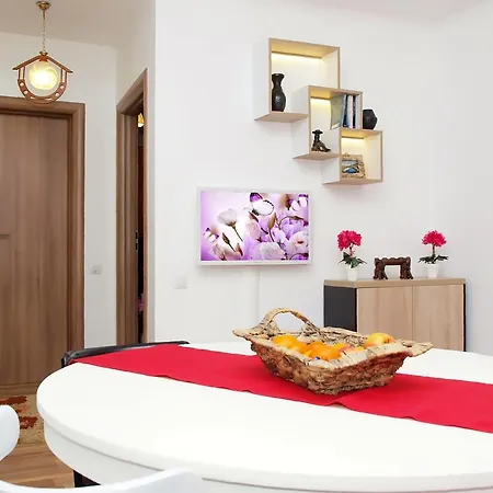 Fancy 1bd Family Friendly In Historical Centre Apartment *