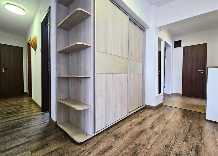 Fancy 3bd Family Friendly In Historical Centre Netflix View *