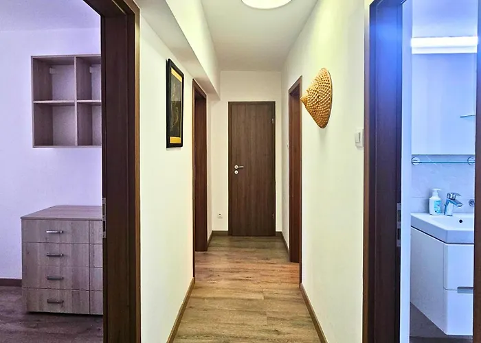 Fancy 3bd Family Friendly In Historical Centre Netflix View * Bucharest