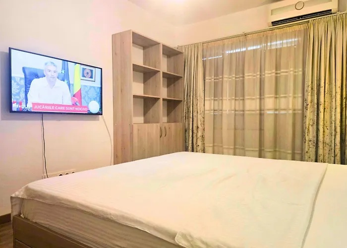 Apartament Fancy 3bd Family Friendly In Historical Centre Netflix View