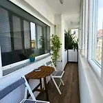 Fancy 3bd Family Friendly In Historical Centre Netflix View Bukarest
