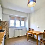 Lejlighed Fancy 3bd Family Friendly In Historical Centre Netflix View *