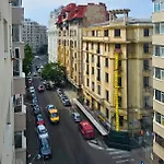 Fancy 3bd Family Friendly In Historical Centre Netflix View *