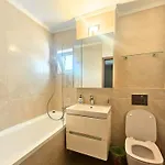 Fancy 3bd Family Friendly In Historical Centre Netflix View Lejlighed