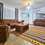 Fancy 3bd Family Friendly In Historical Centre Netflix View Bukarest