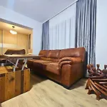 Fancy 3bd Family Friendly In Historical Centre Netflix View * Bukarest
