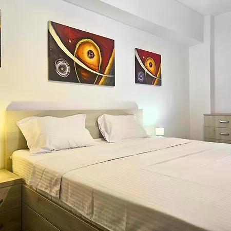 Fancy 3bd Family Friendly In Historical Centre Netflix View Apartment *